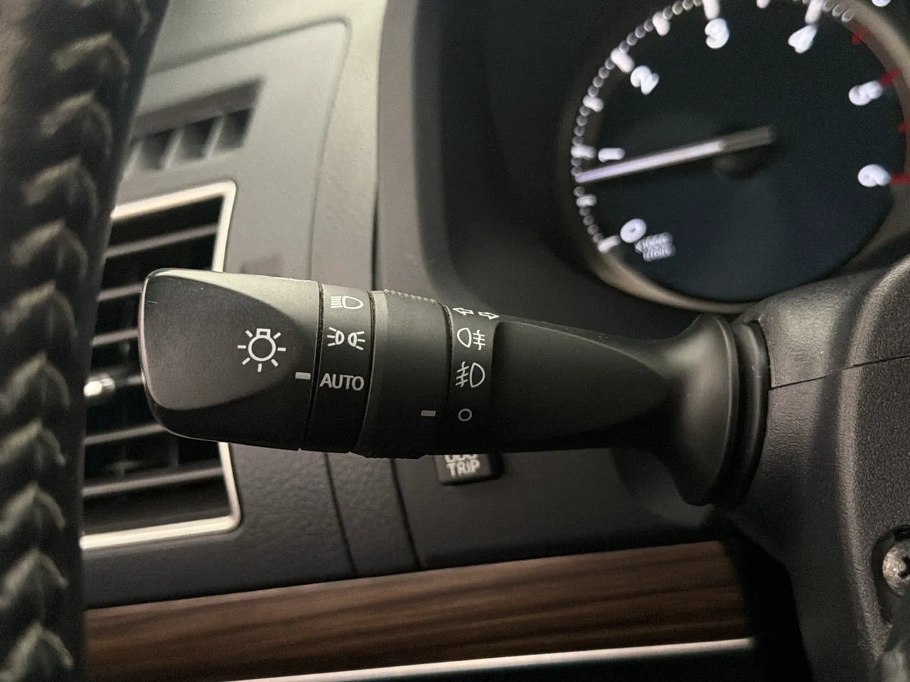 Vehicle image 29