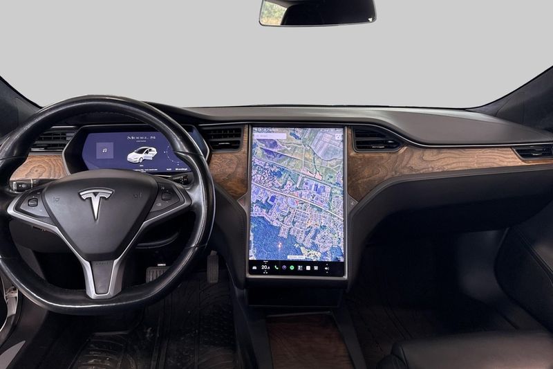 Tesla Model S bild 7