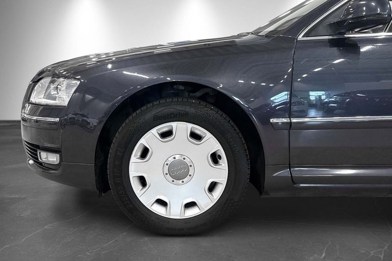 Audi A8 bild 2