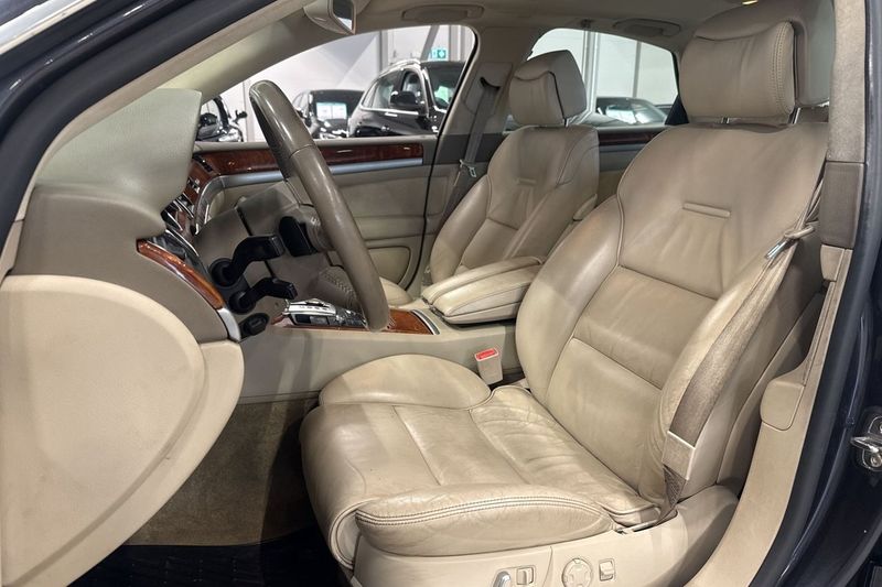 Audi A8 bild 19