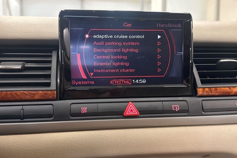 Audi A8 bild 15