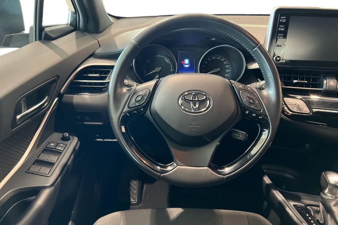 Vehicle image 20
