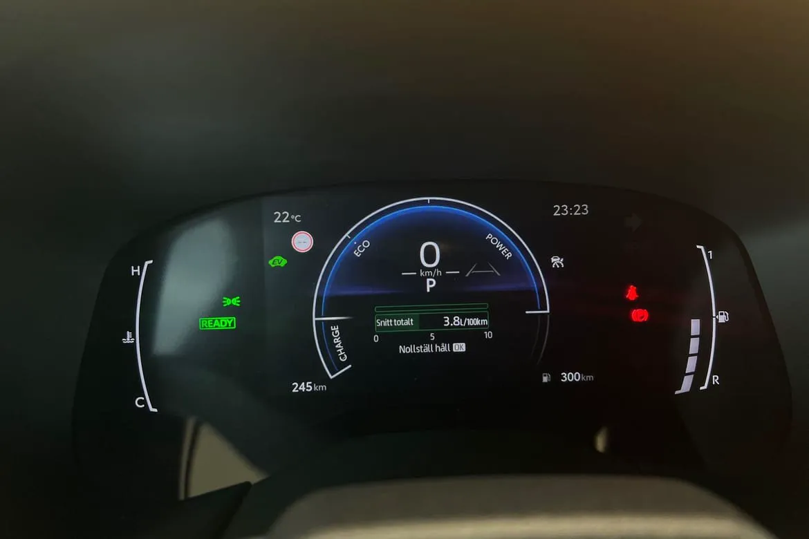 Vehicle image 15