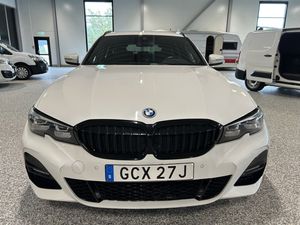 BMW 330 bild 11