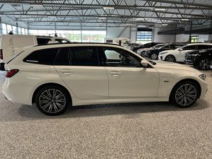 BMW 330 bild 7