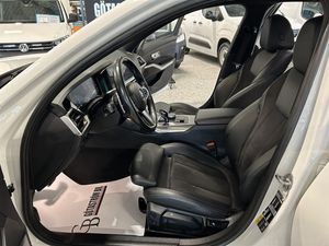 BMW 330 bild 12