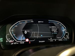 BMW 330 bild 24