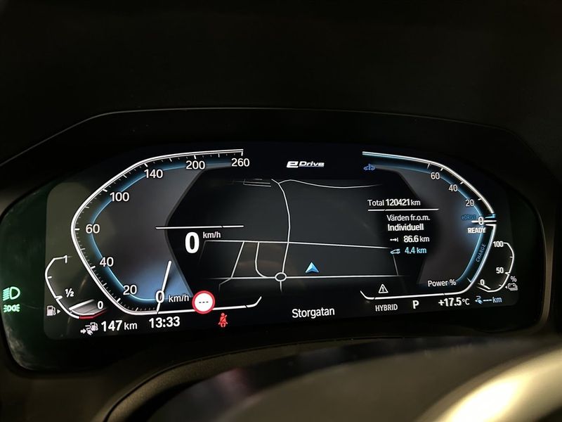 BMW 330 bild 24