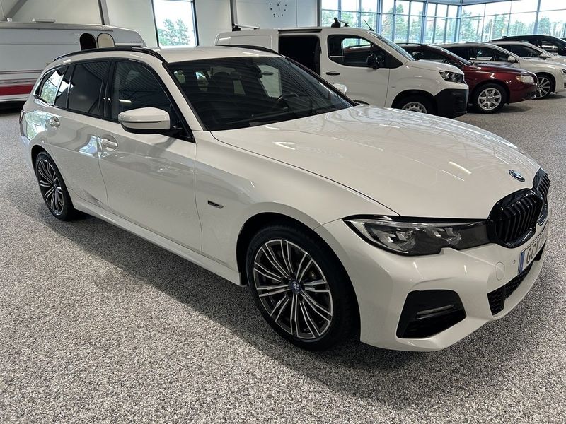 BMW 330 bild 5