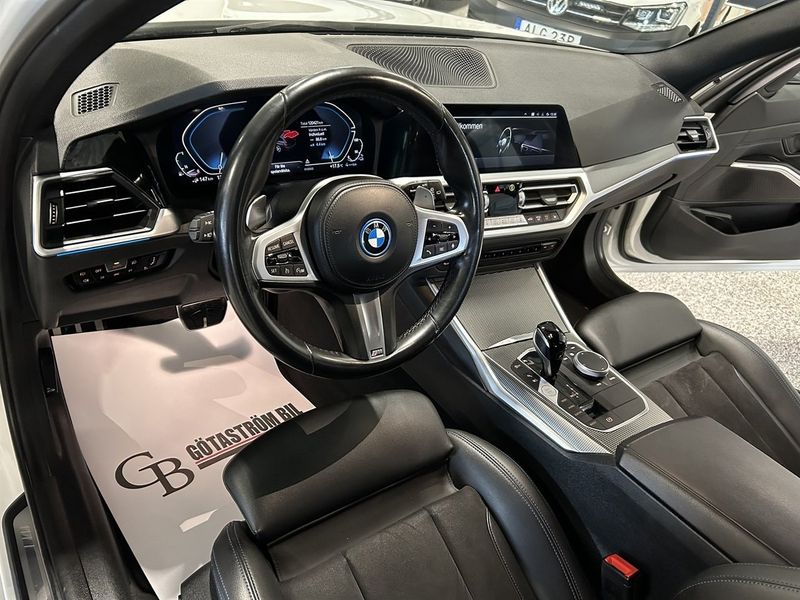 BMW 330 bild 13
