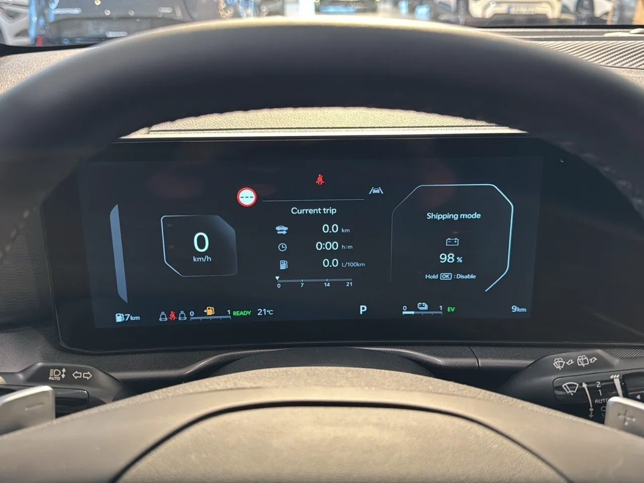 Vehicle image 9