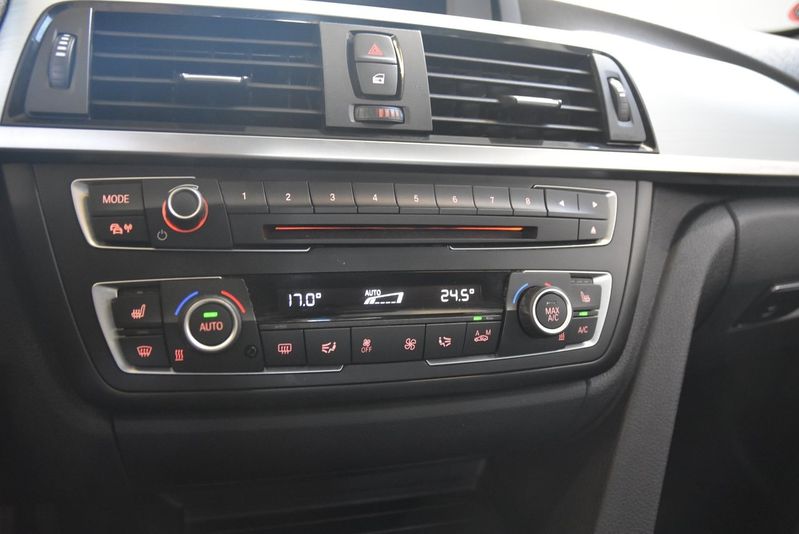 BMW 320 bild 13