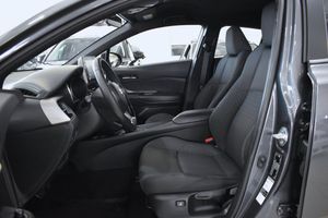 Toyota C-HR bild 8