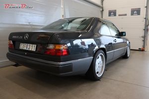 Mercedes E300 bild 5