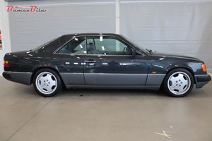 Mercedes E300 bild 6