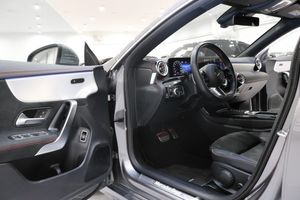 Mercedes CLA200 bild 10