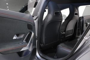 Mercedes CLA200 bild 15