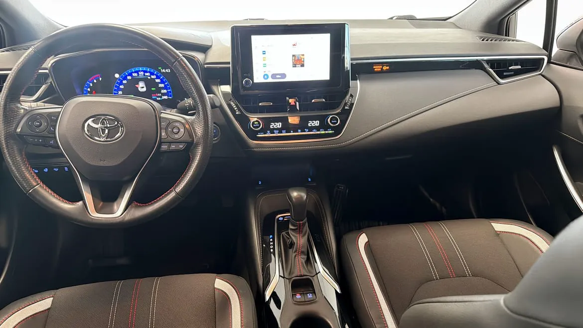 Vehicle image 9