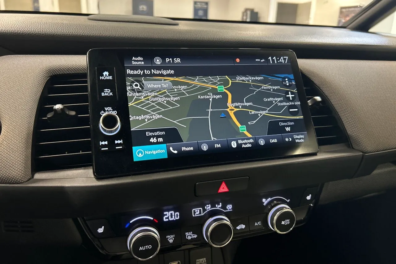 Vehicle image 18