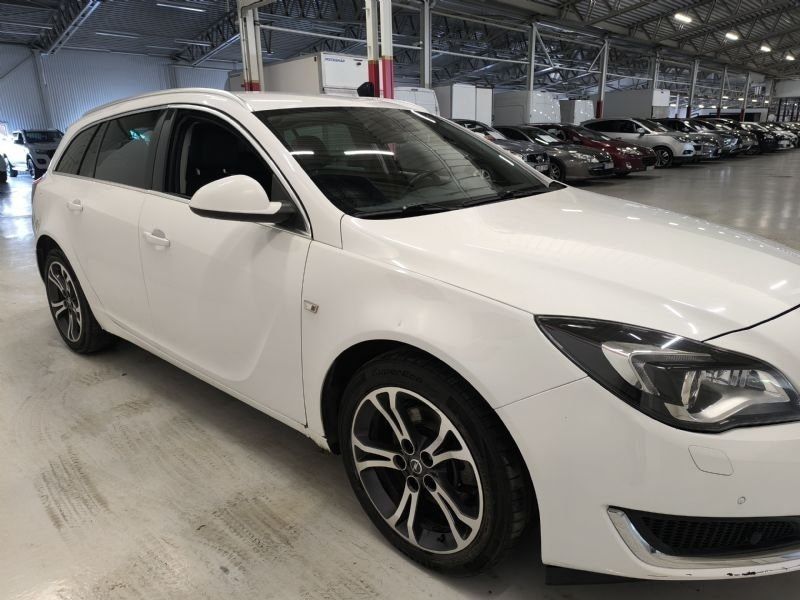 Opel Insignia bild 3