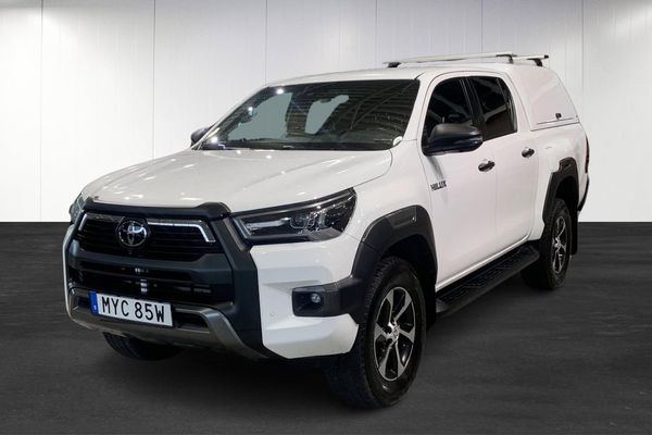 Toyota Hilux Kåpa| Värmare|Drag|JBL Ljud - 2023