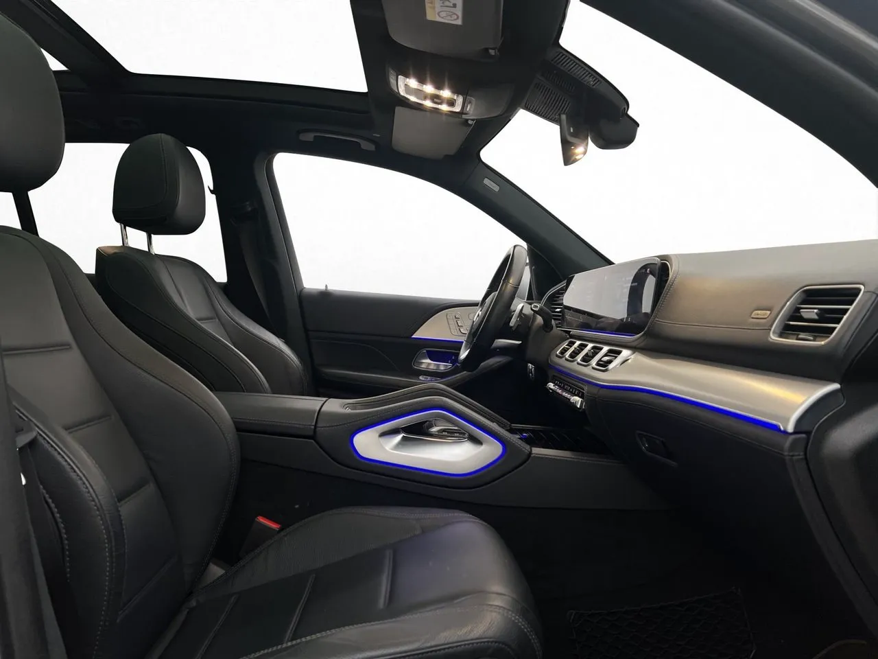 Vehicle image 36