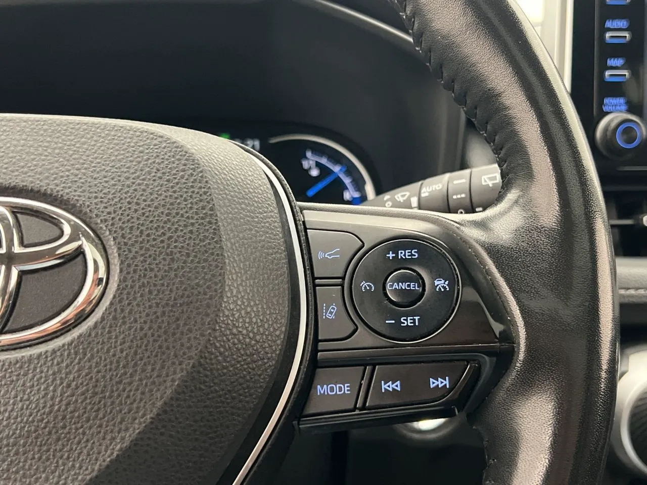 Vehicle image 20