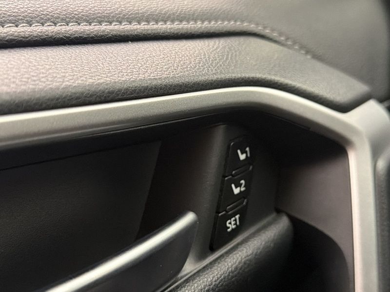 Toyota RAV4 bild 15