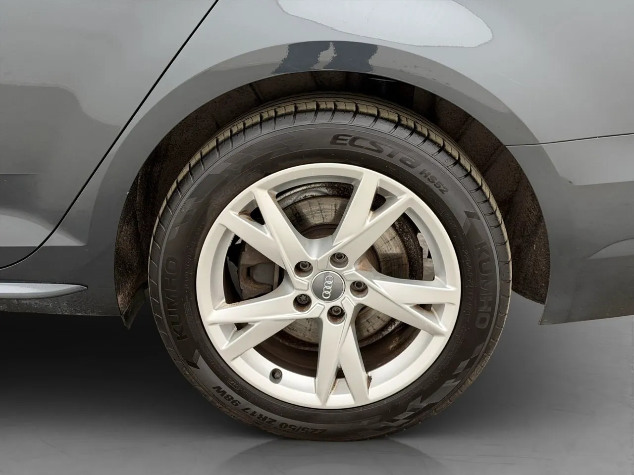 Vehicle image 36