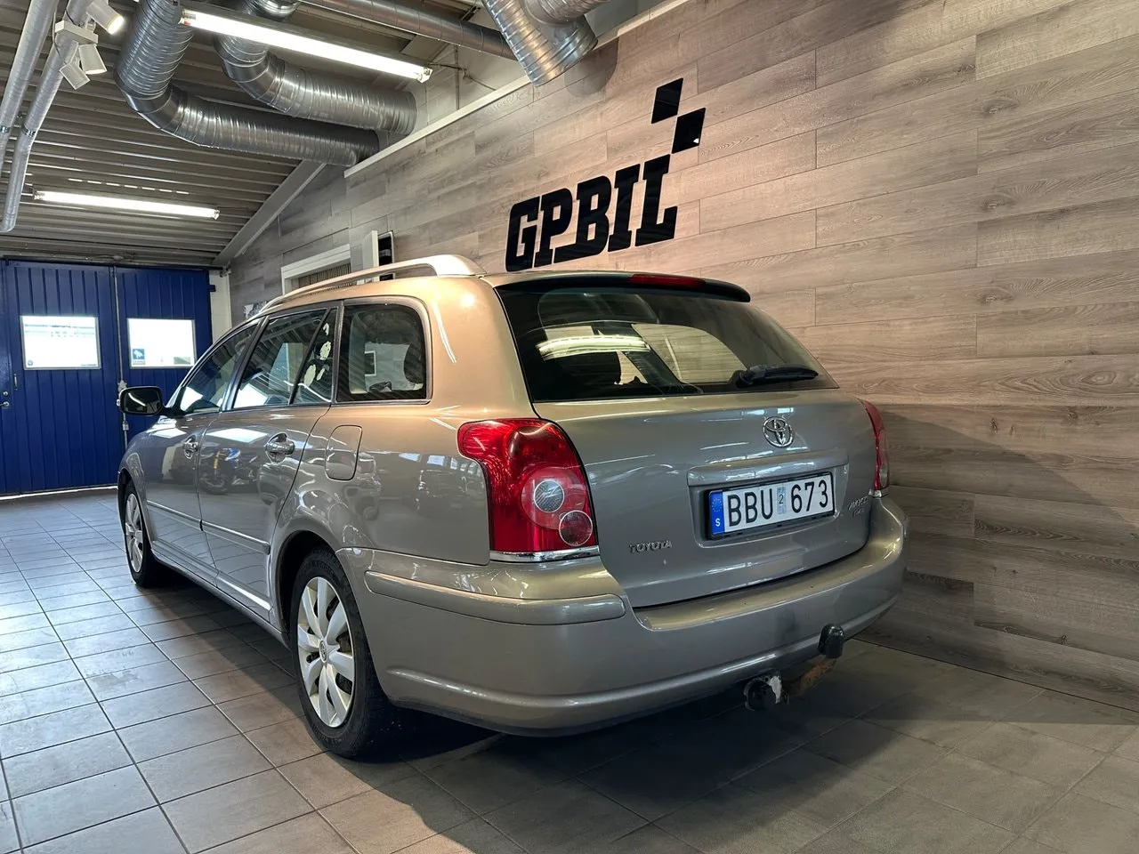 Vehicle image 2