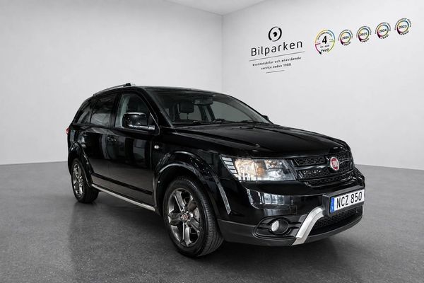 Fiat Freemont 2.0 Multijet 4x4 7-sits Taklucka | Nav | Drag | Kamera - 2015