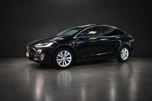 Tesla Model X bild 13