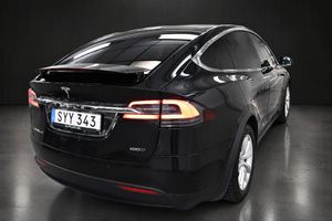 Tesla Model X bild 18