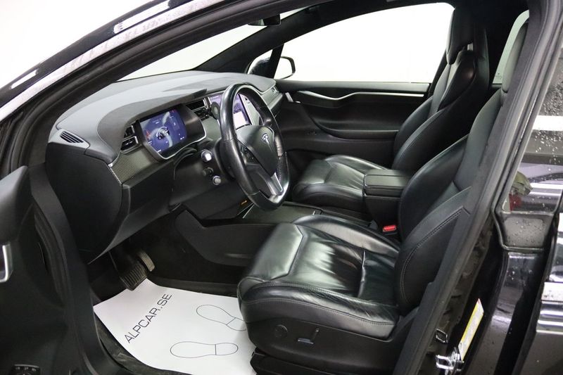 Tesla Model X bild 8