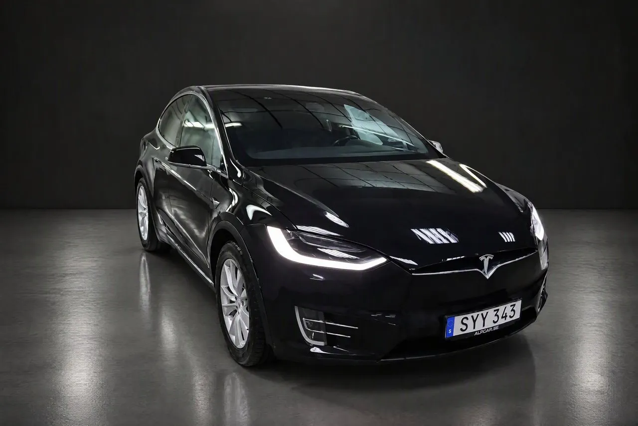 Tesla Model X bild 17