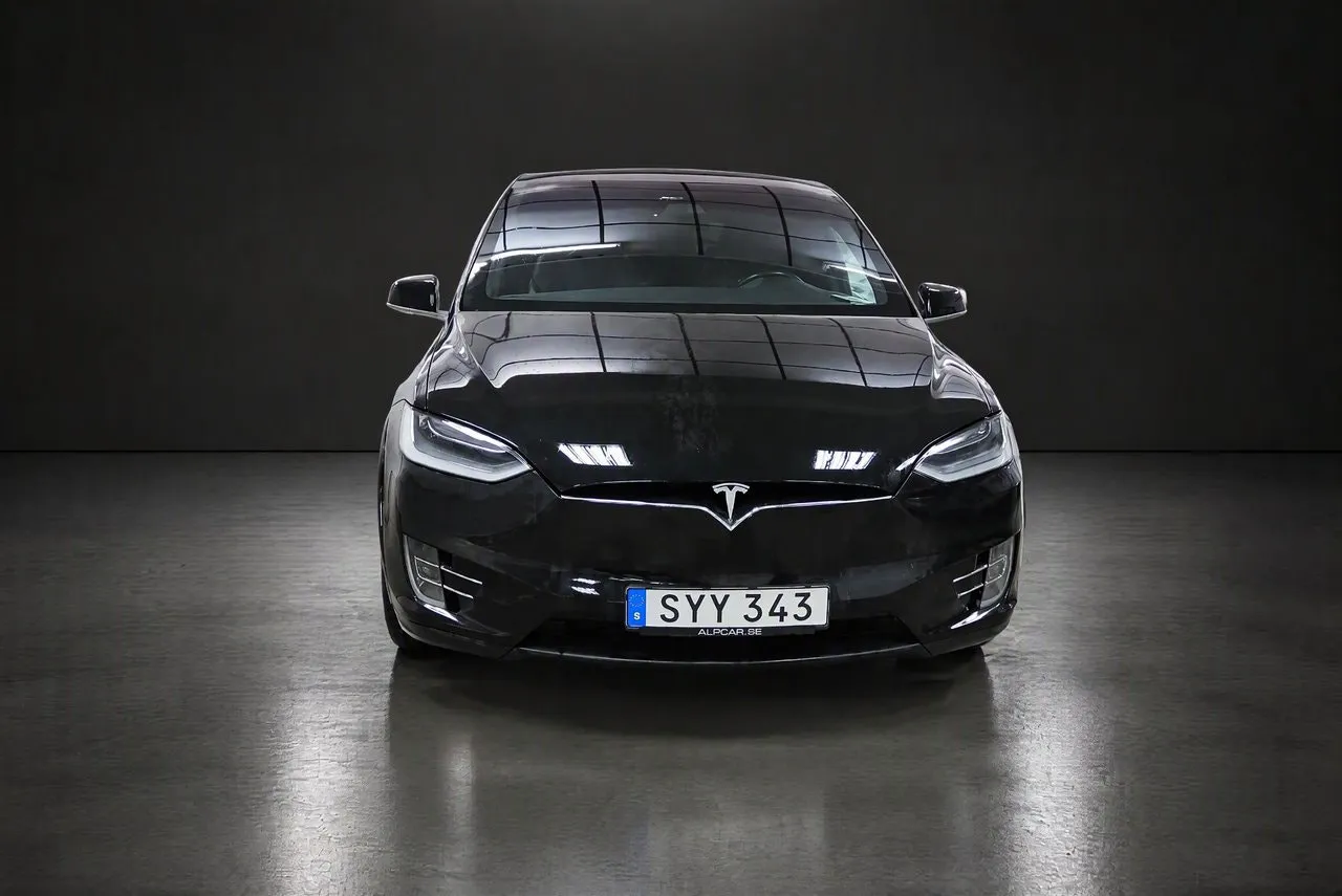 Tesla Model X bild 16
