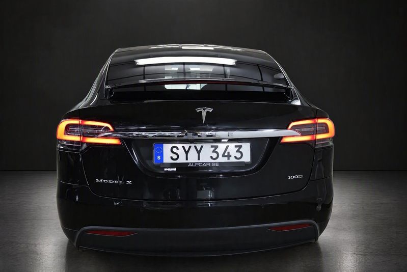 Tesla Model X bild 19
