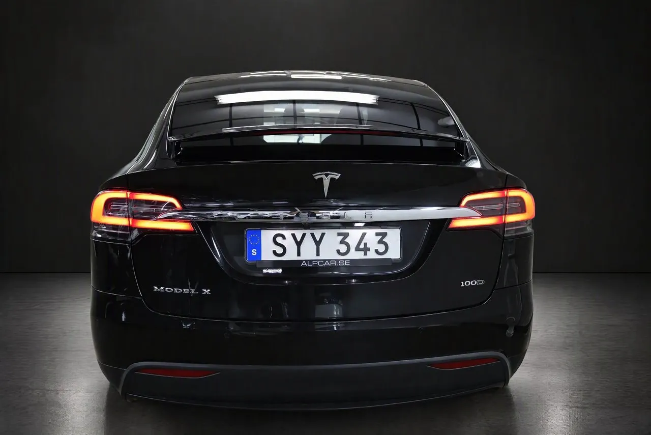 Tesla Model X bild 19