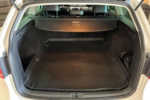 Volkswagen Passat bild 11
