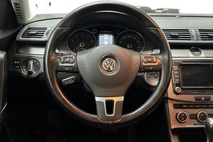 Volkswagen Passat bild 16