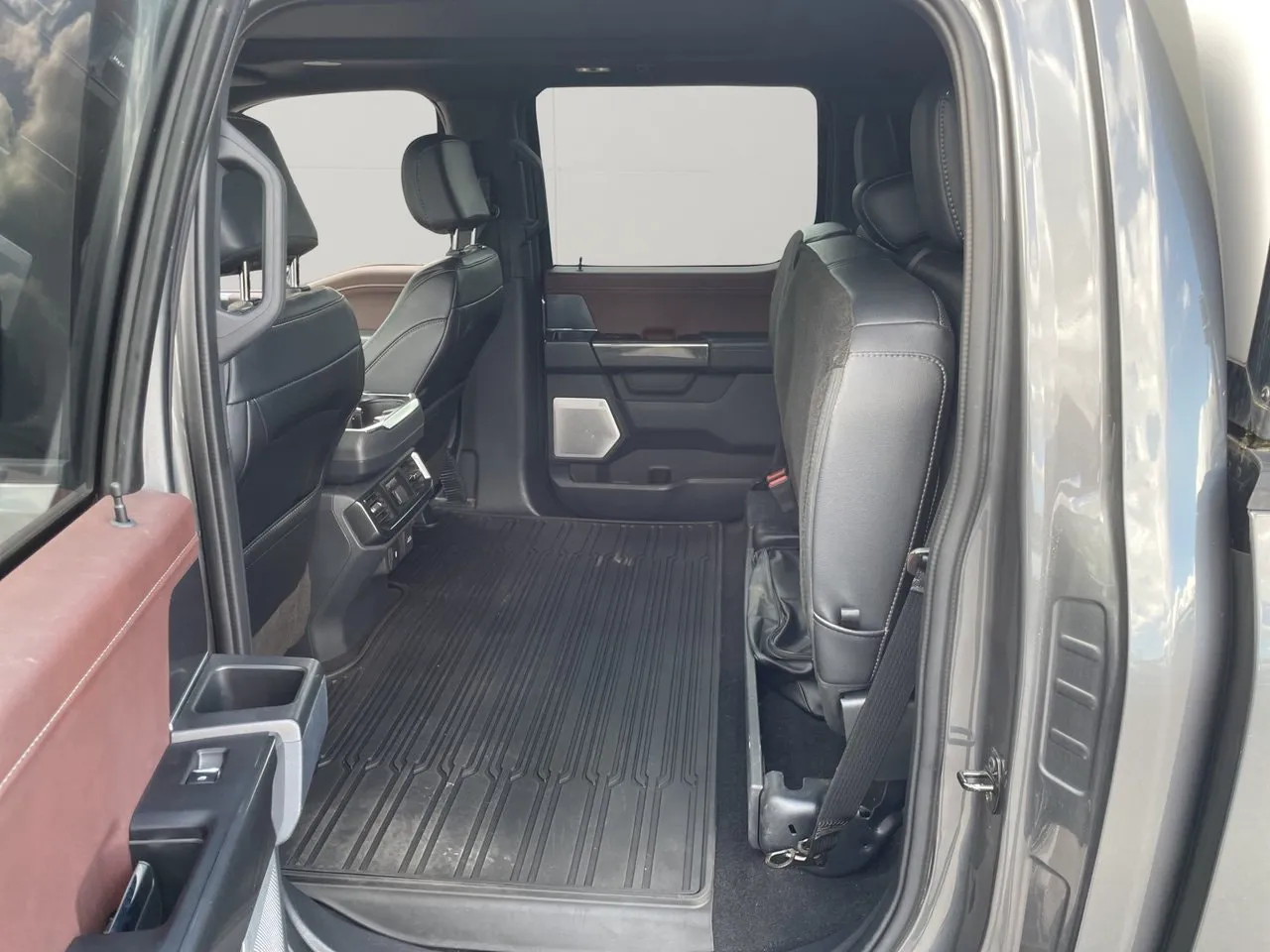 Vehicle image 36