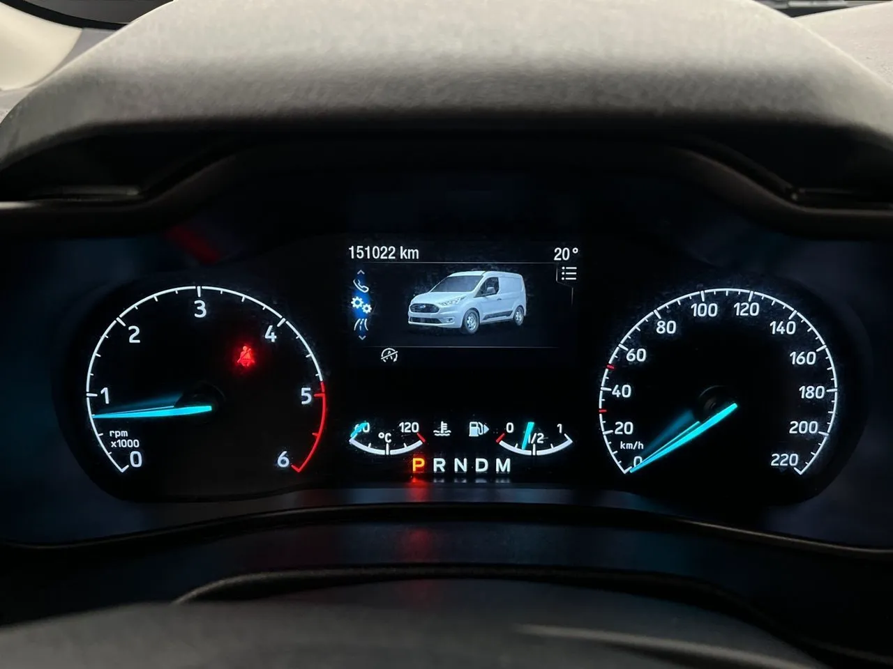 Vehicle image 16