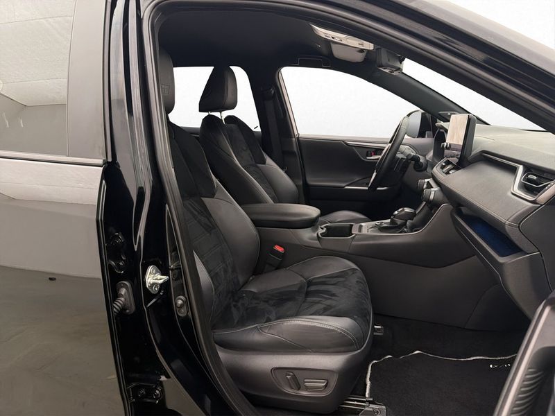 Toyota RAV4 bild 9