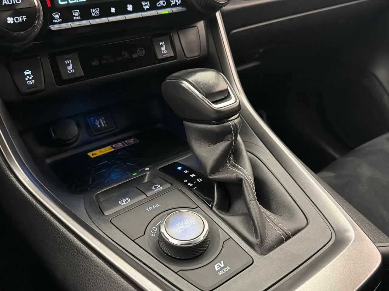 Vehicle image 22