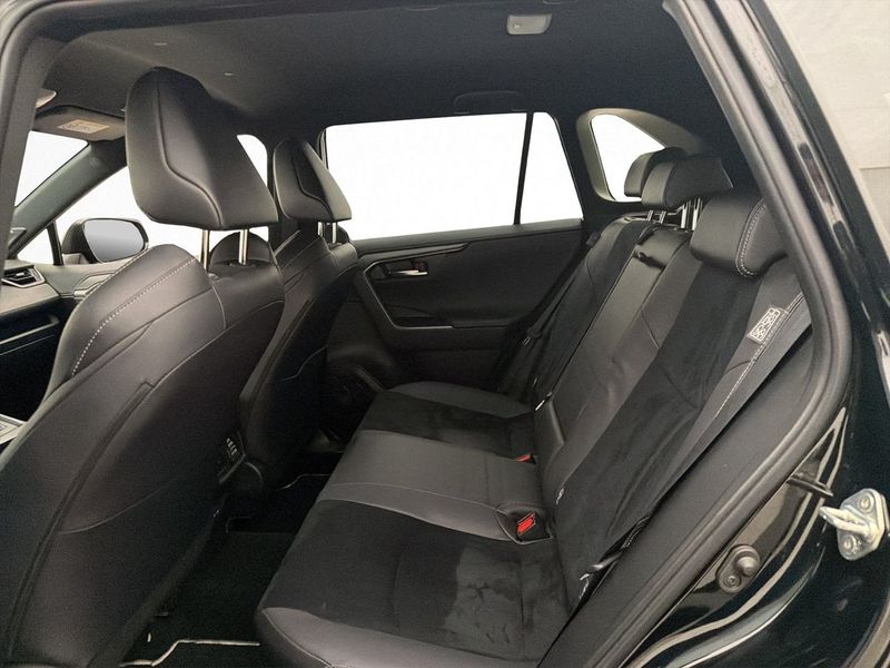 Toyota RAV4 bild 16