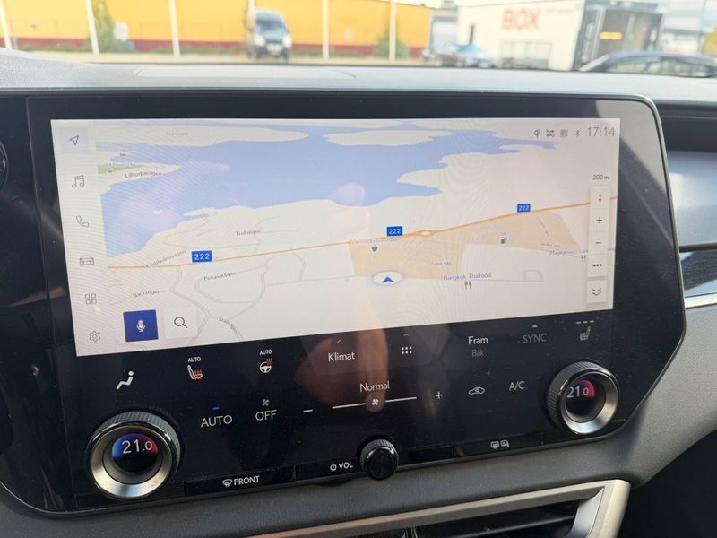 Lexus RX bild 8