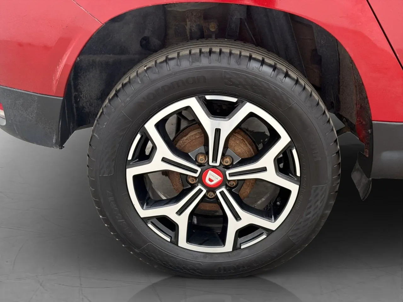 Vehicle image 30