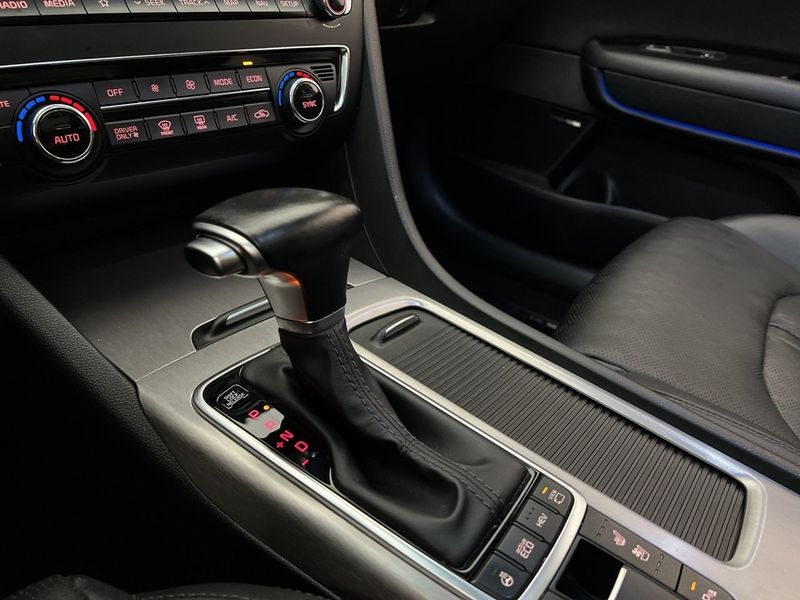 Kia Optima bild 27