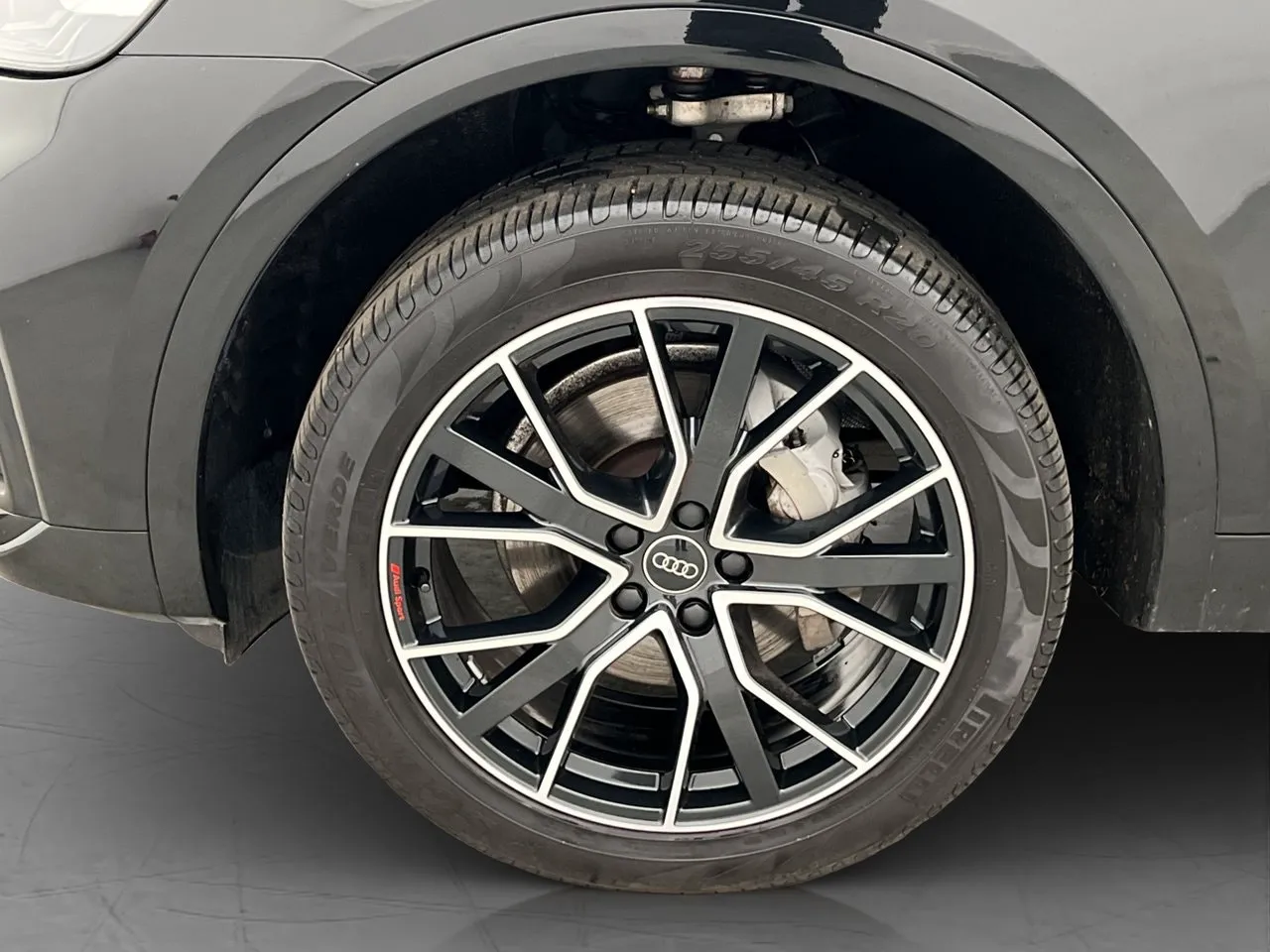 Vehicle image 35