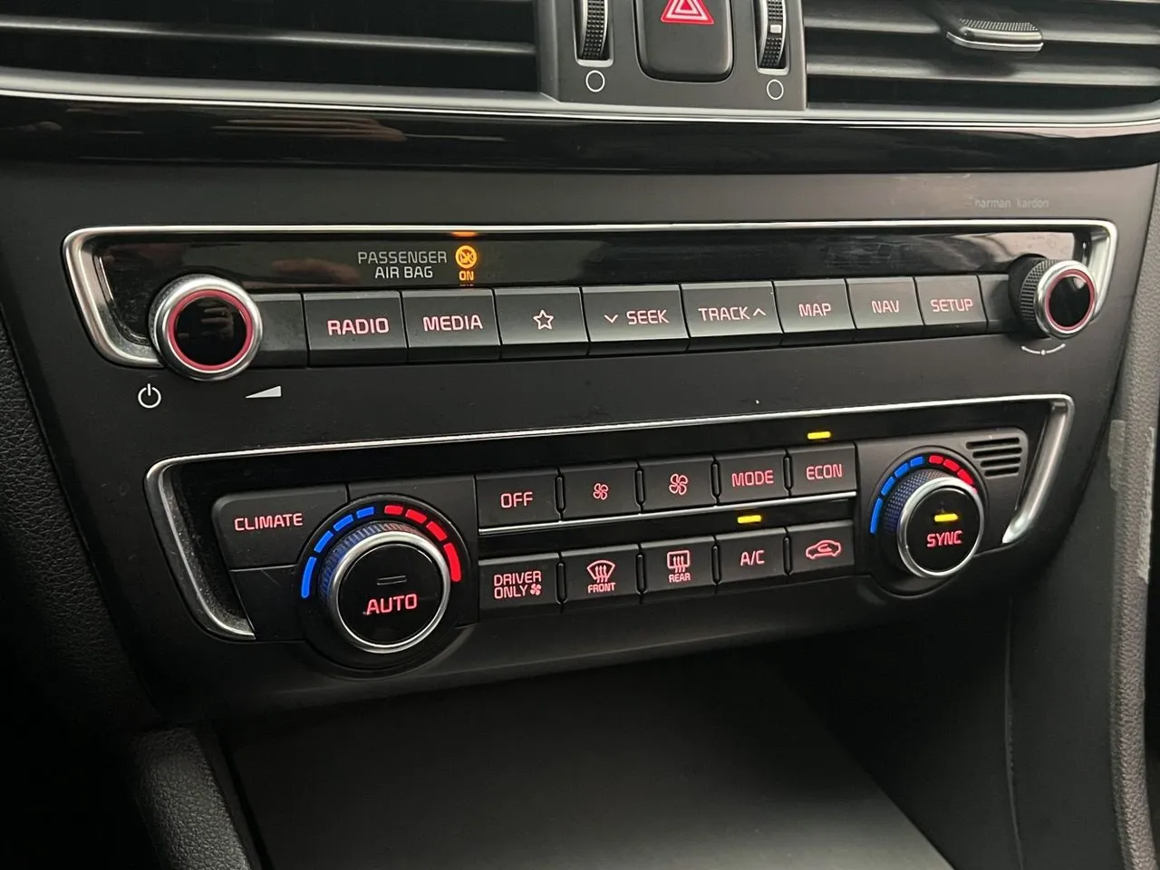 Vehicle image 28